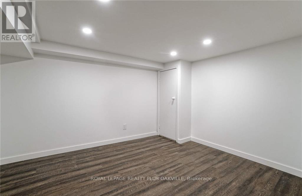 564 Lyons Lane, Oakville, Ontario  L6J 2Y1 - Photo 39 - W12370151