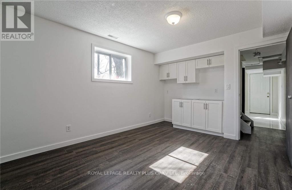 564 Lyons Lane, Oakville, Ontario  L6J 2Y1 - Photo 43 - W12370151