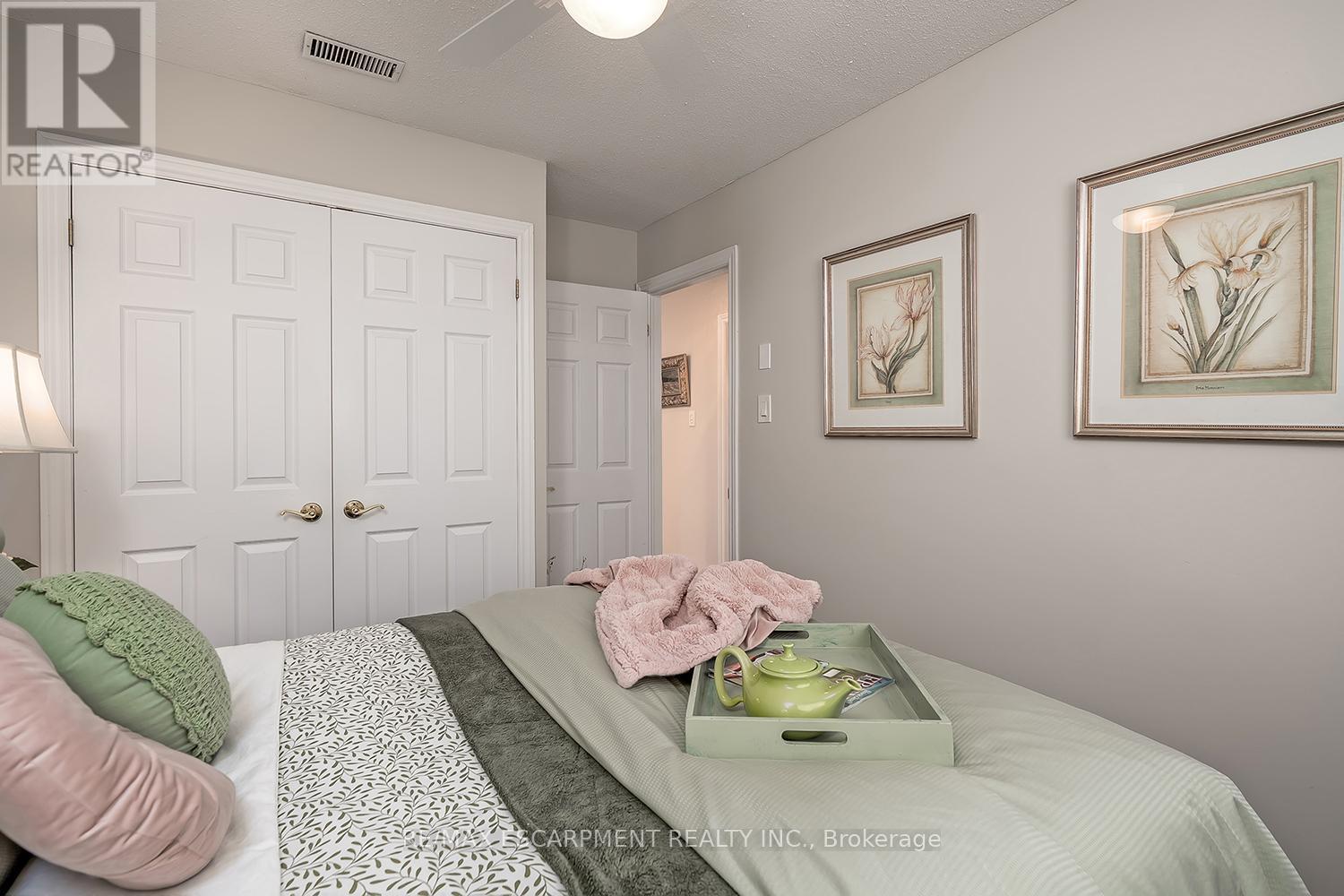 5 - 1580 Kerns Road, Burlington, Ontario  L7P 3A7 - Photo 23 - W12379982