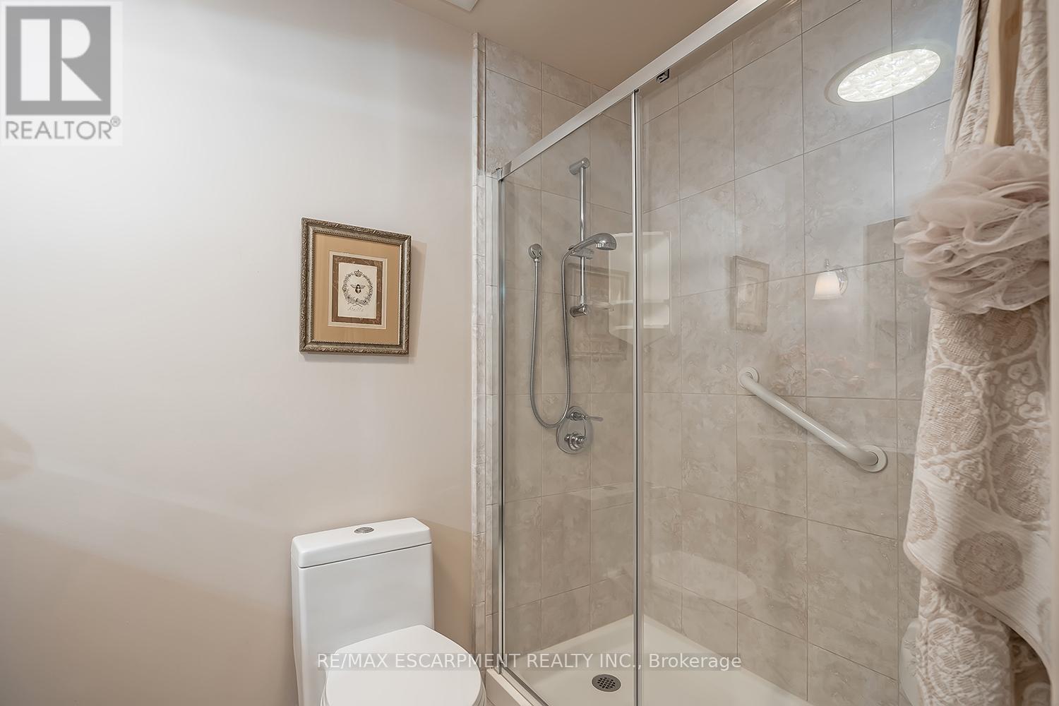 5 - 1580 Kerns Road, Burlington, Ontario  L7P 3A7 - Photo 18 - W12379982