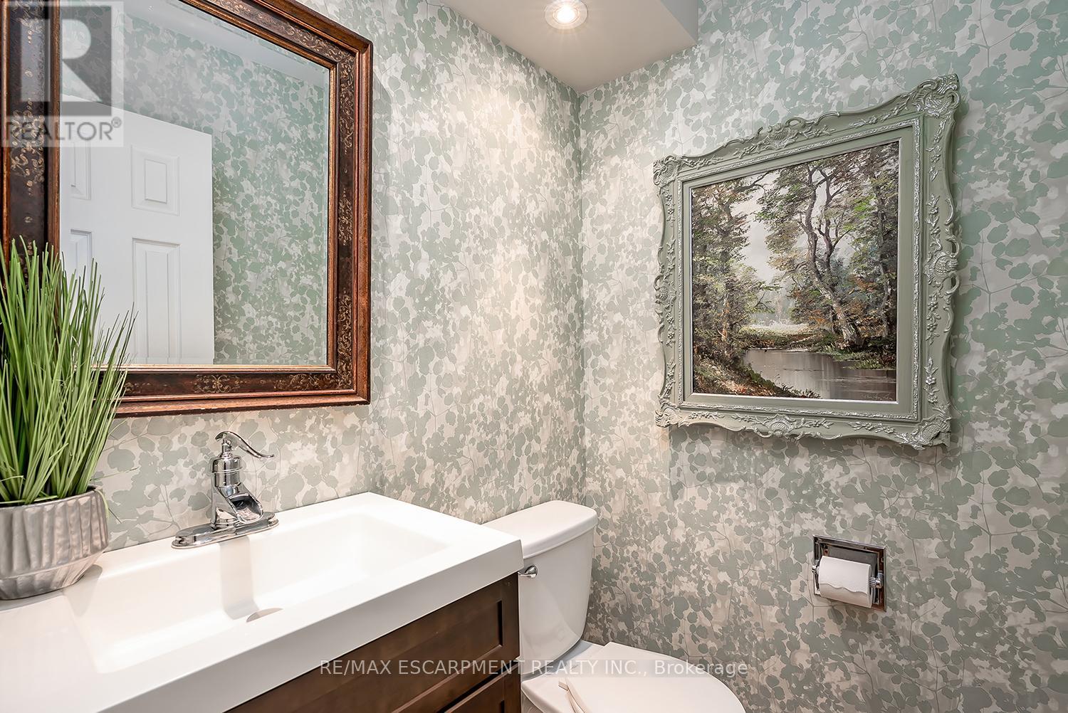 5 - 1580 Kerns Road, Burlington, Ontario  L7P 3A7 - Photo 14 - W12379982