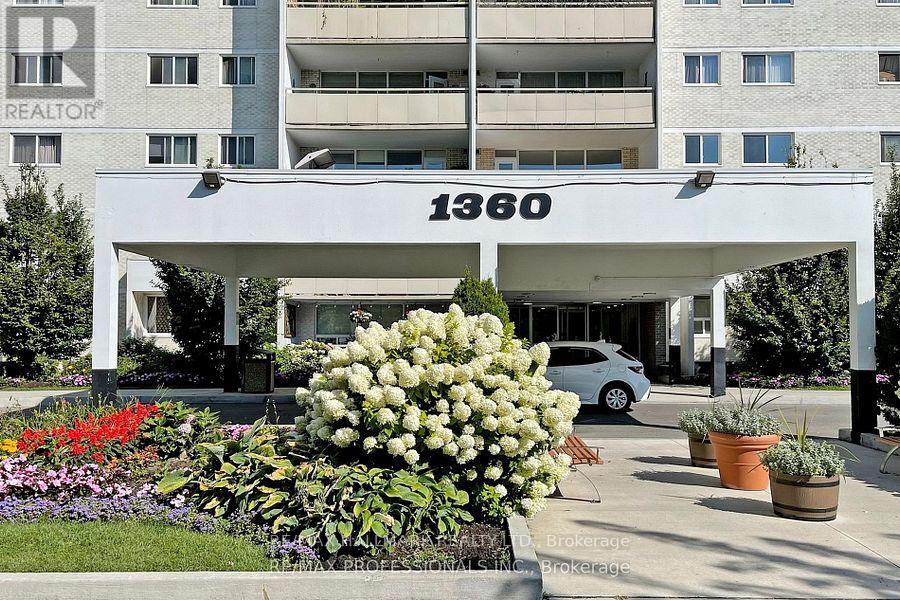 1204 - 1360 York Mills Road, Toronto, Ontario  M3A 2A3 - Photo 2 - C12381720