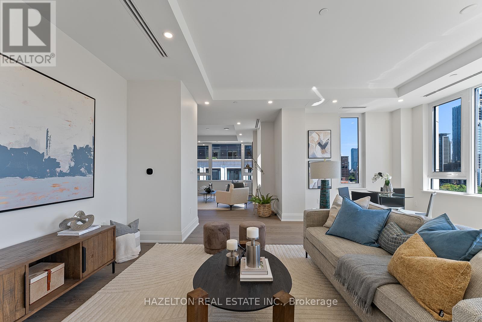 802 - 128 Hazelton Avenue, Toronto, Ontario  M5R 2E5 - Photo 12 - C12381799
