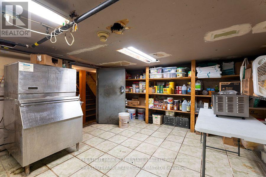 923 Dundas Street W, Toronto (Trinity-Bellwoods), Ontario  M6J 2R5 - Photo 11 - C12381850