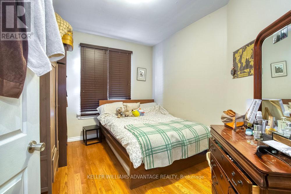 Property at 218 BROADVIEW AVENUE image 5