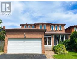 8 PURCELL SQUARE, Toronto, Ontario