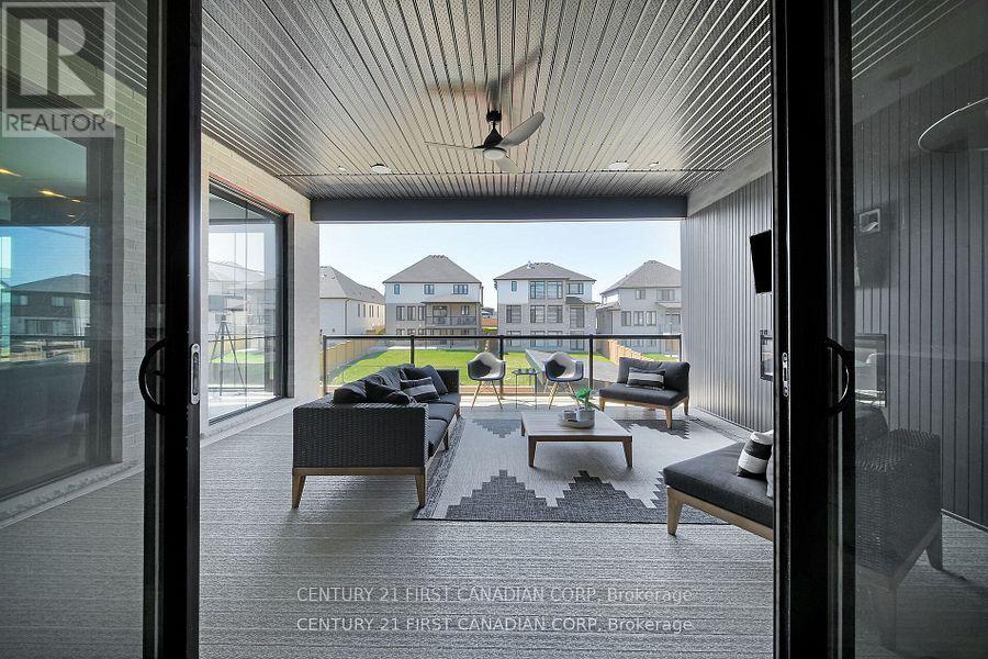 1741 Upper West Avenue, London South (South B), Ontario  N6K 0J2 - Photo 14 - X12381887
