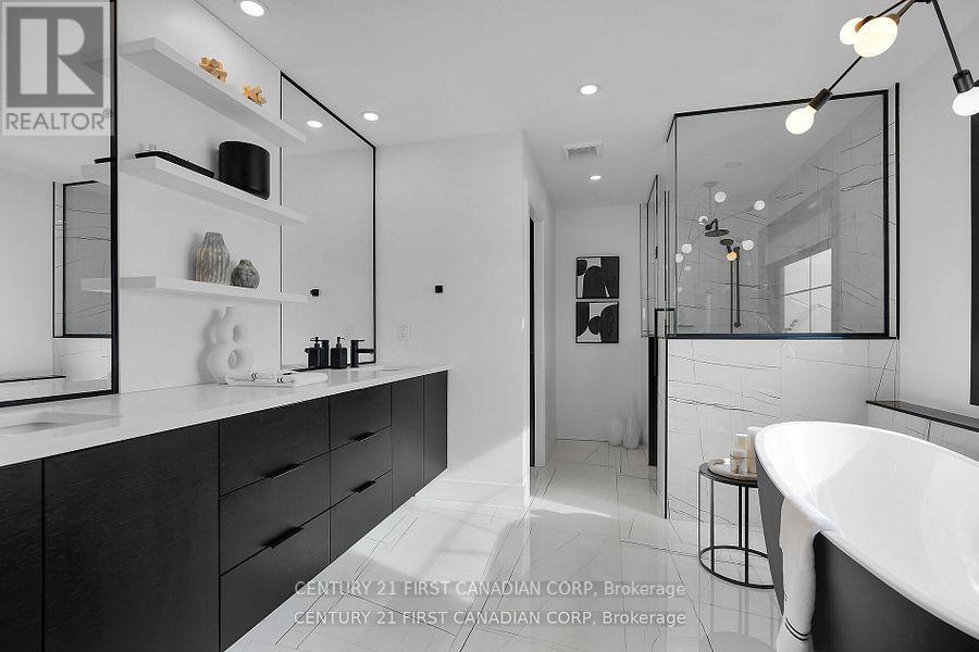 1741 Upper West Avenue, London South (South B), Ontario  N6K 0J2 - Photo 22 - X12381887
