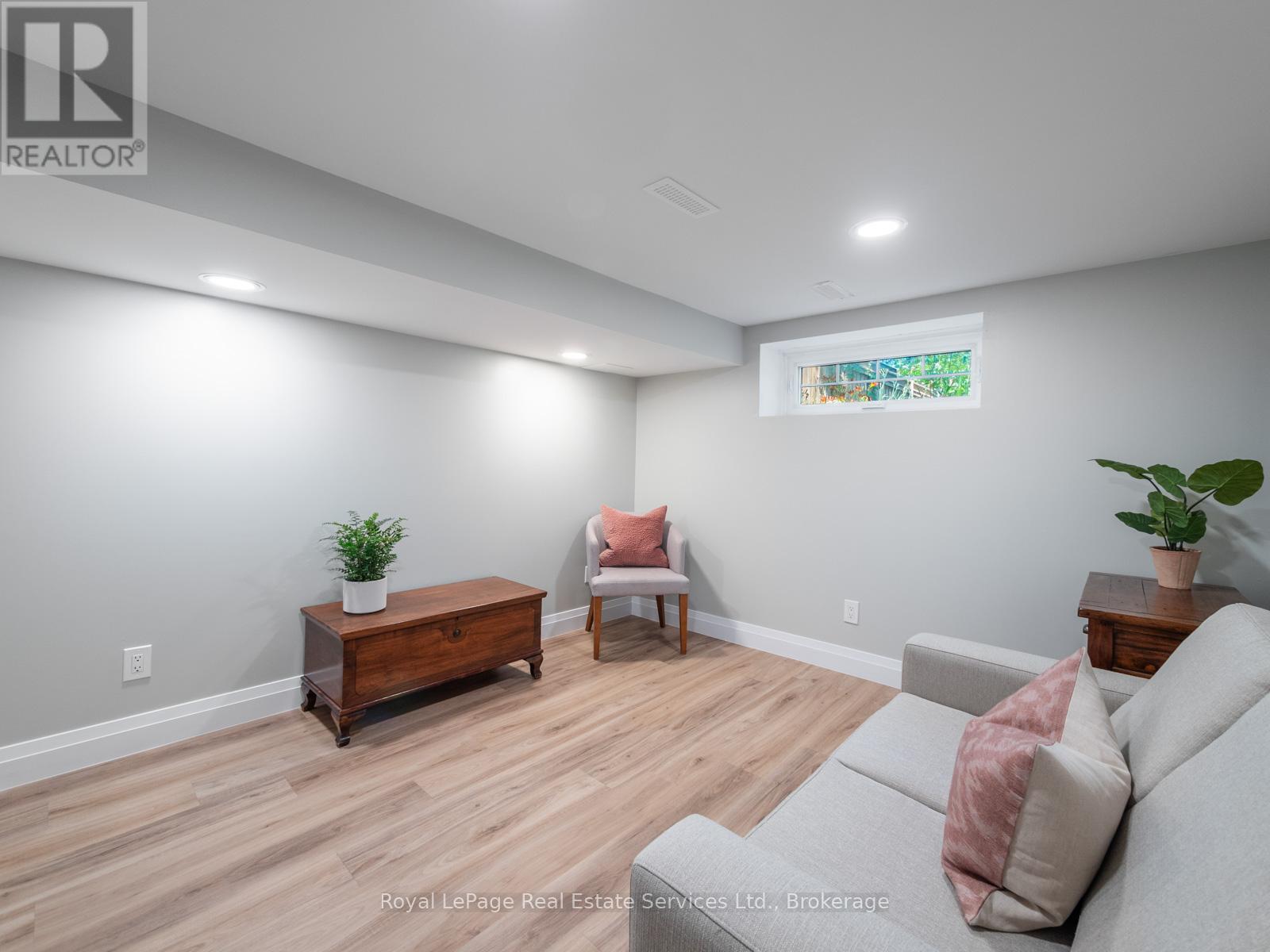 247 Allan Street, Oakville, Ontario  L6J 3P2 - Photo 31 - W12380335