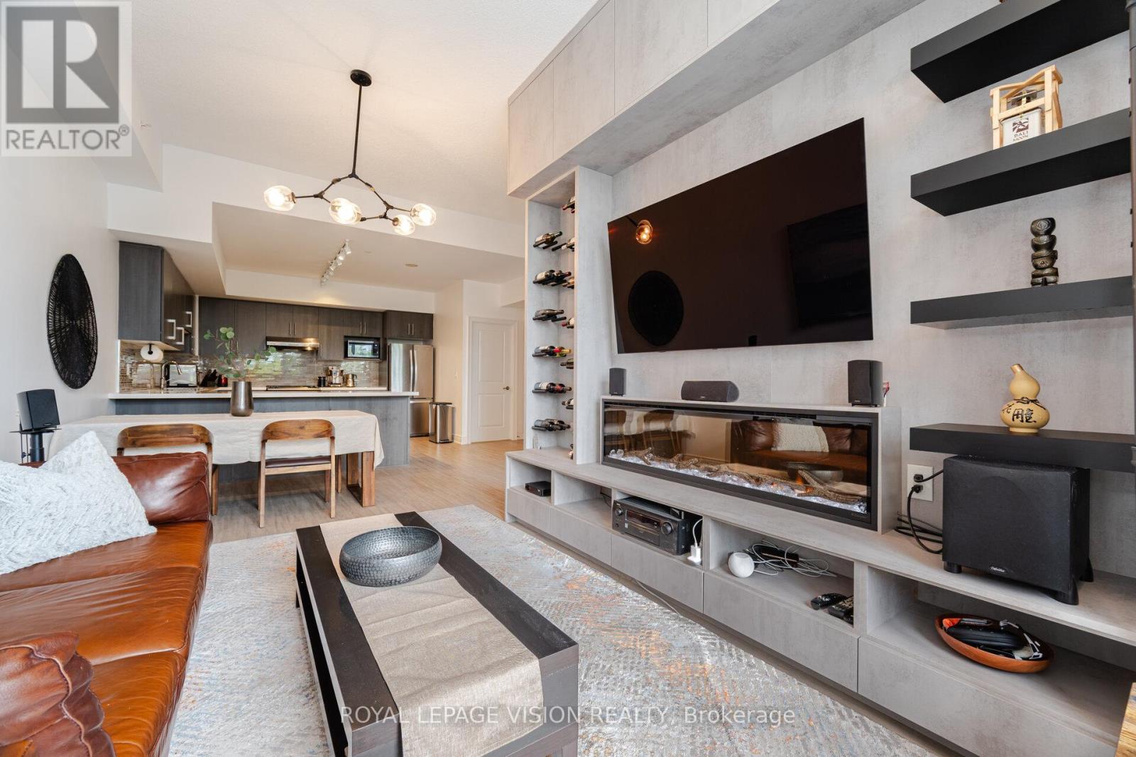 111 - 38 Cedarland Drive, Markham (Unionville), Ontario  L6G 0G7 - Photo 12 - N12381697