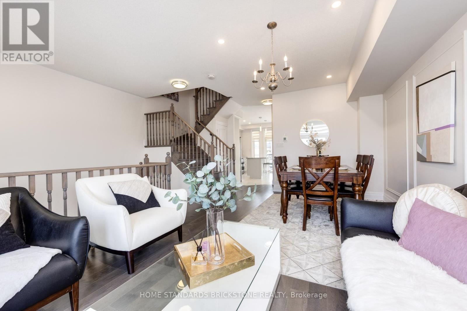 54 Campobello Street, Vaughan, Ontario  L6A 5B3 - Photo 12 - N12381722