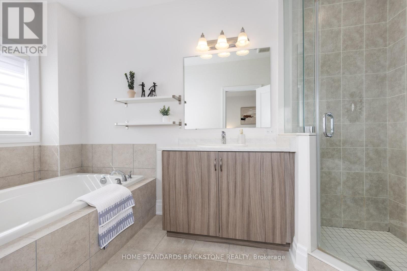 54 Campobello Street, Vaughan, Ontario  L6A 5B3 - Photo 38 - N12381722