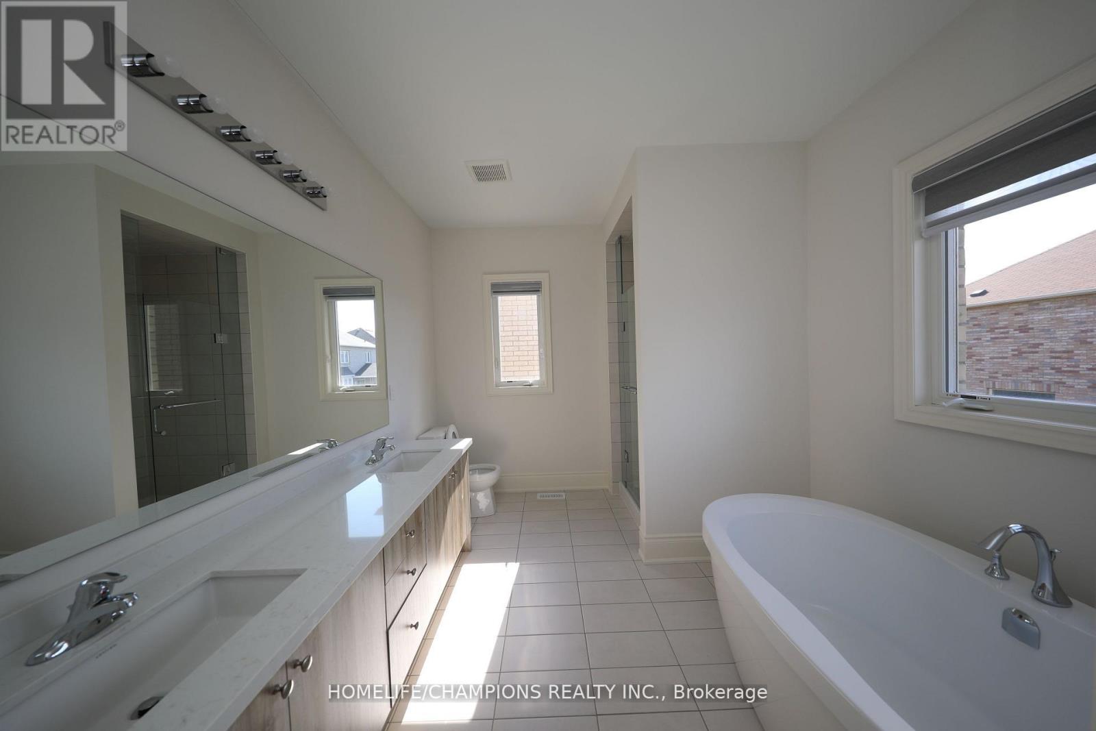212 Wesmina Avenue, Whitchurch-Stouffville (Stouffville), Ontario  L4A 5A2 - Photo 13 - N12381763