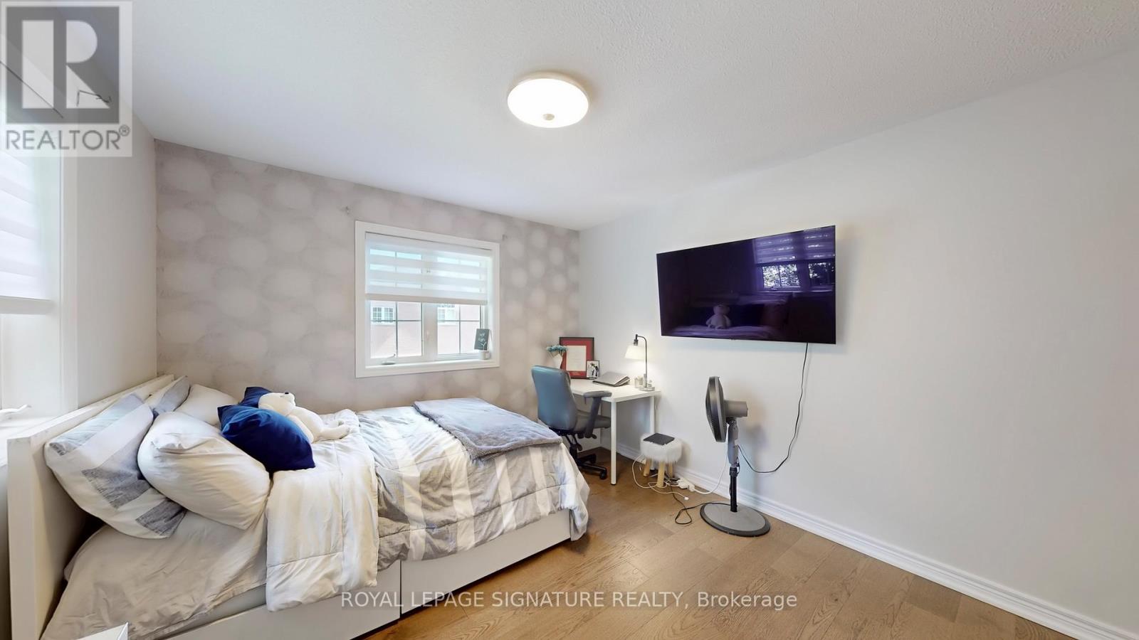 25 Sawston Circle, Brampton, Ontario  L7A 2N7 - Photo 35 - W12380456