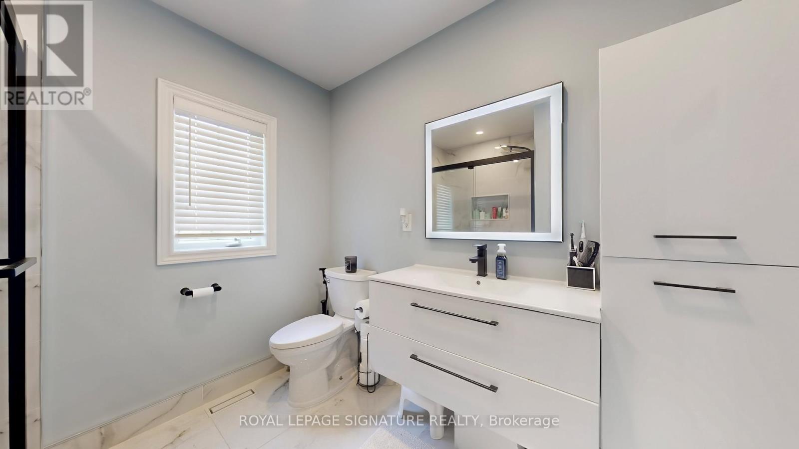 25 Sawston Circle, Brampton, Ontario  L7A 2N7 - Photo 36 - W12380456