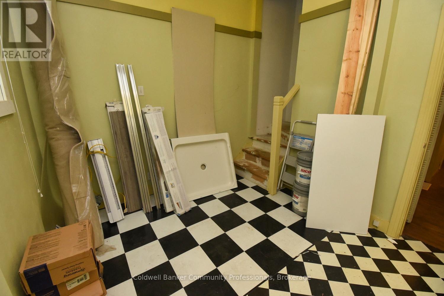 Property at 167 PROSPECT STREET S image 5