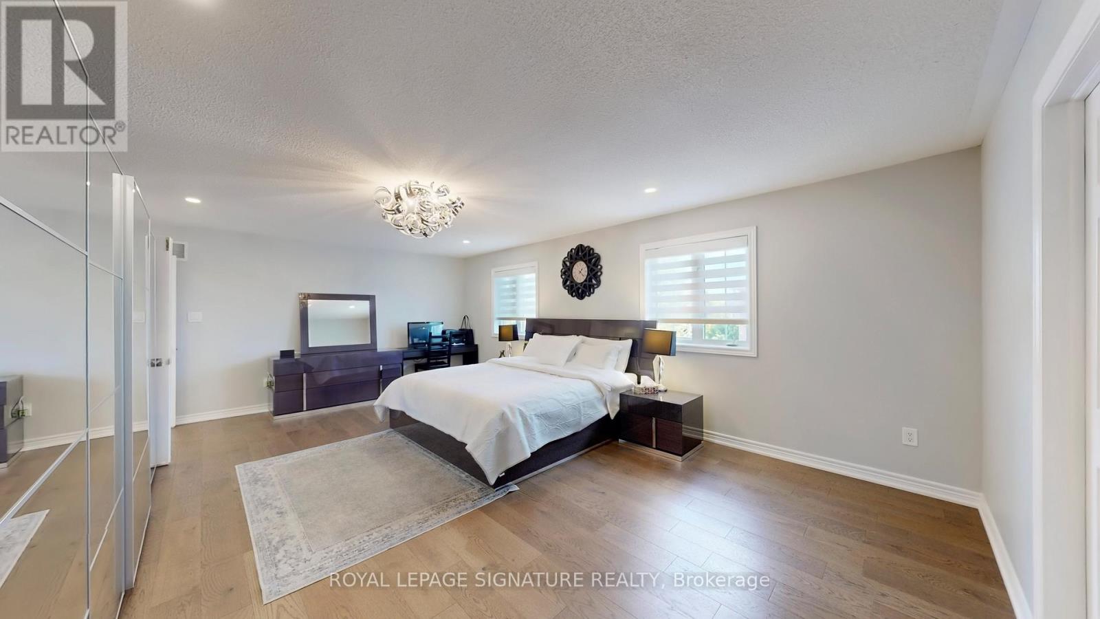 25 Sawston Circle, Brampton, Ontario  L7A 2N7 - Photo 25 - W12380456