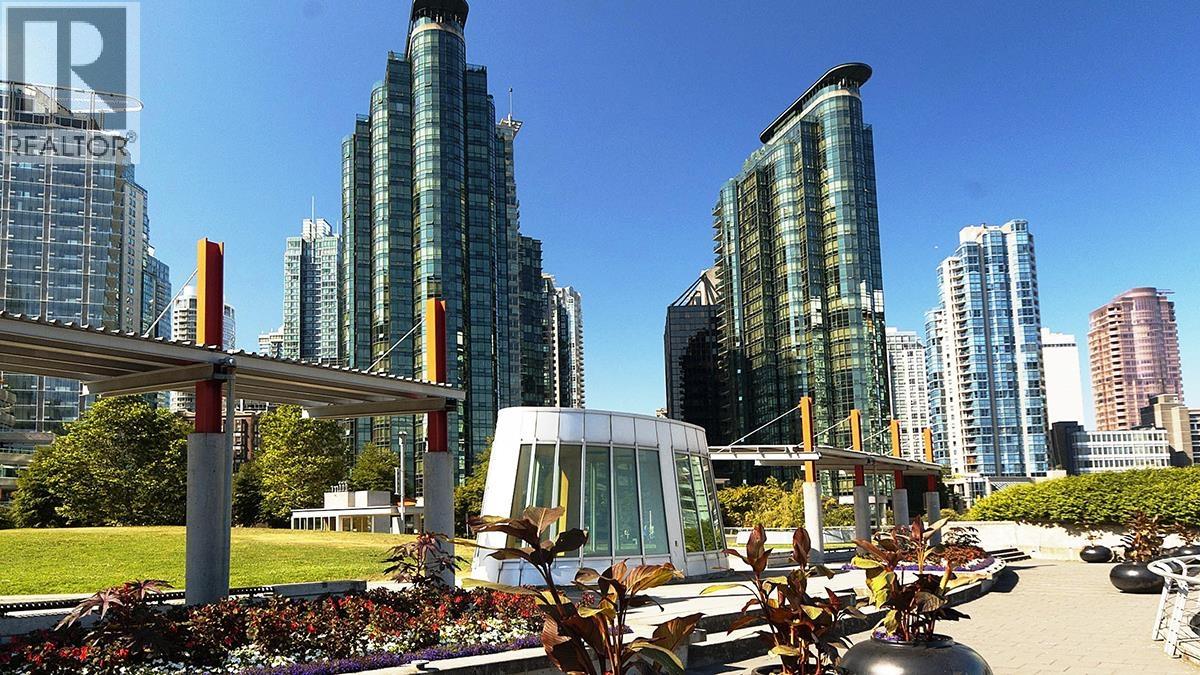 1607 555 JERVIS STREET, Vancouver, British Columbia