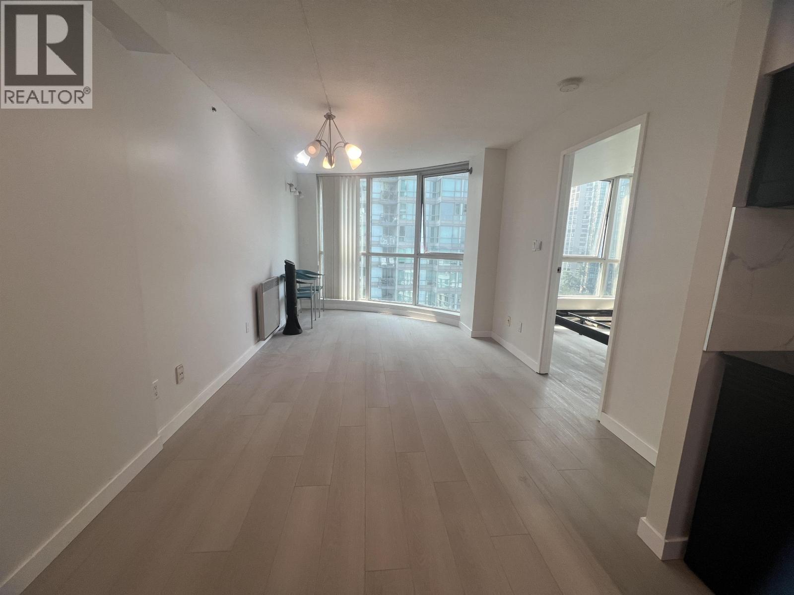 1607 555 Jervis Street, Vancouver, British Columbia  V6E 4N1 - Photo 2 - R3043769
