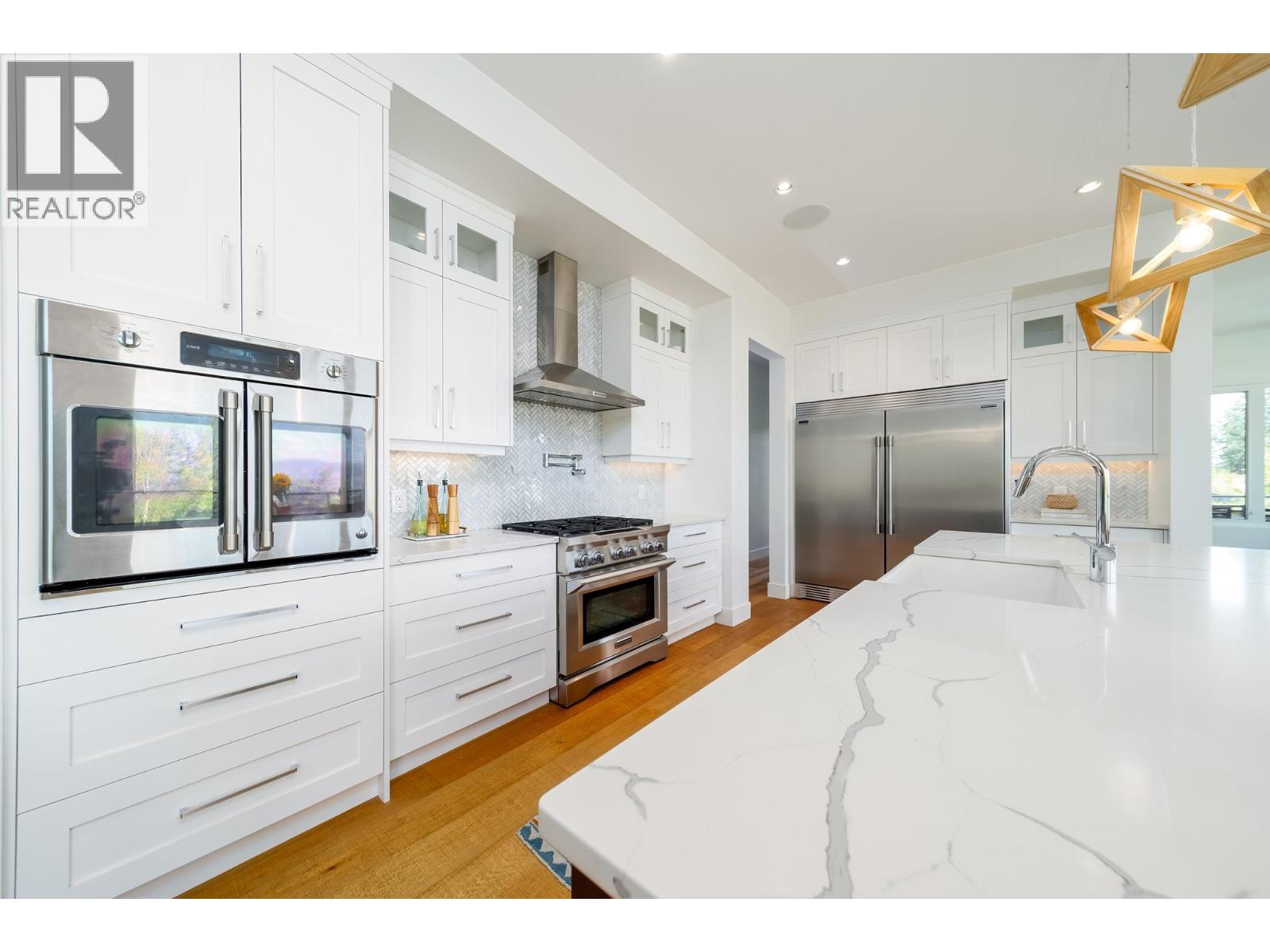 4451 Hayes Road, Kelowna, British Columbia  V1W 5A7 - Photo 11 - 10359592
