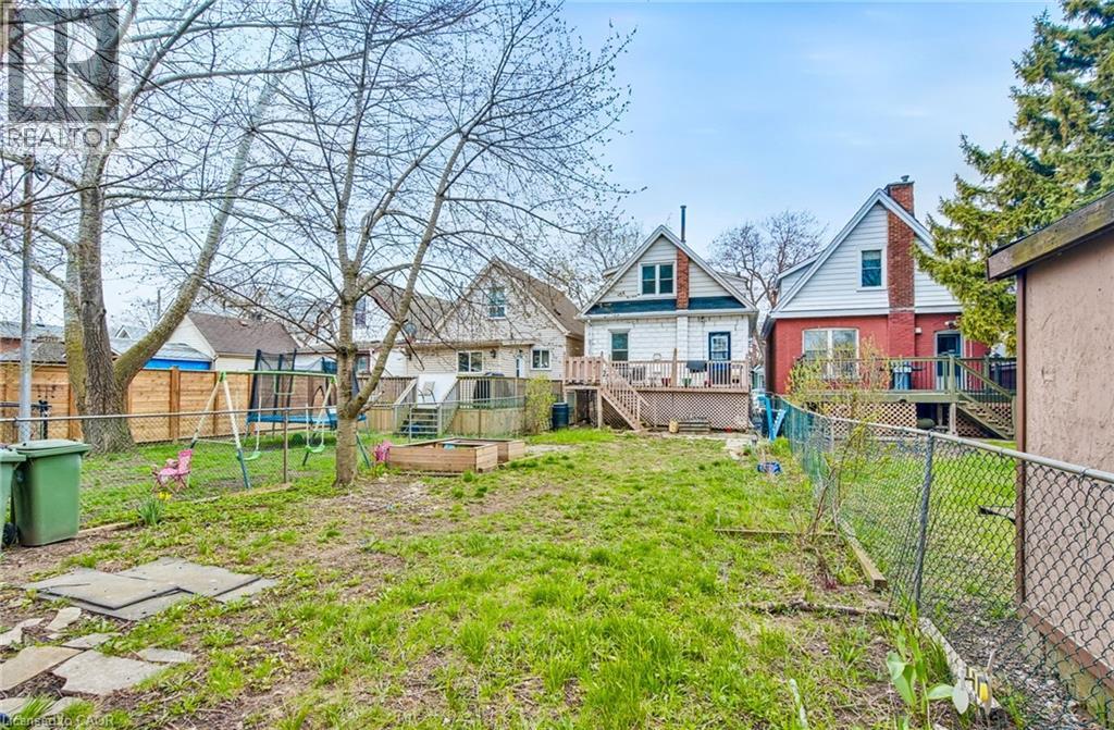 93 East 23rd Street, Hamilton, Ontario  L8V 2W7 - Photo 17 - 40764612