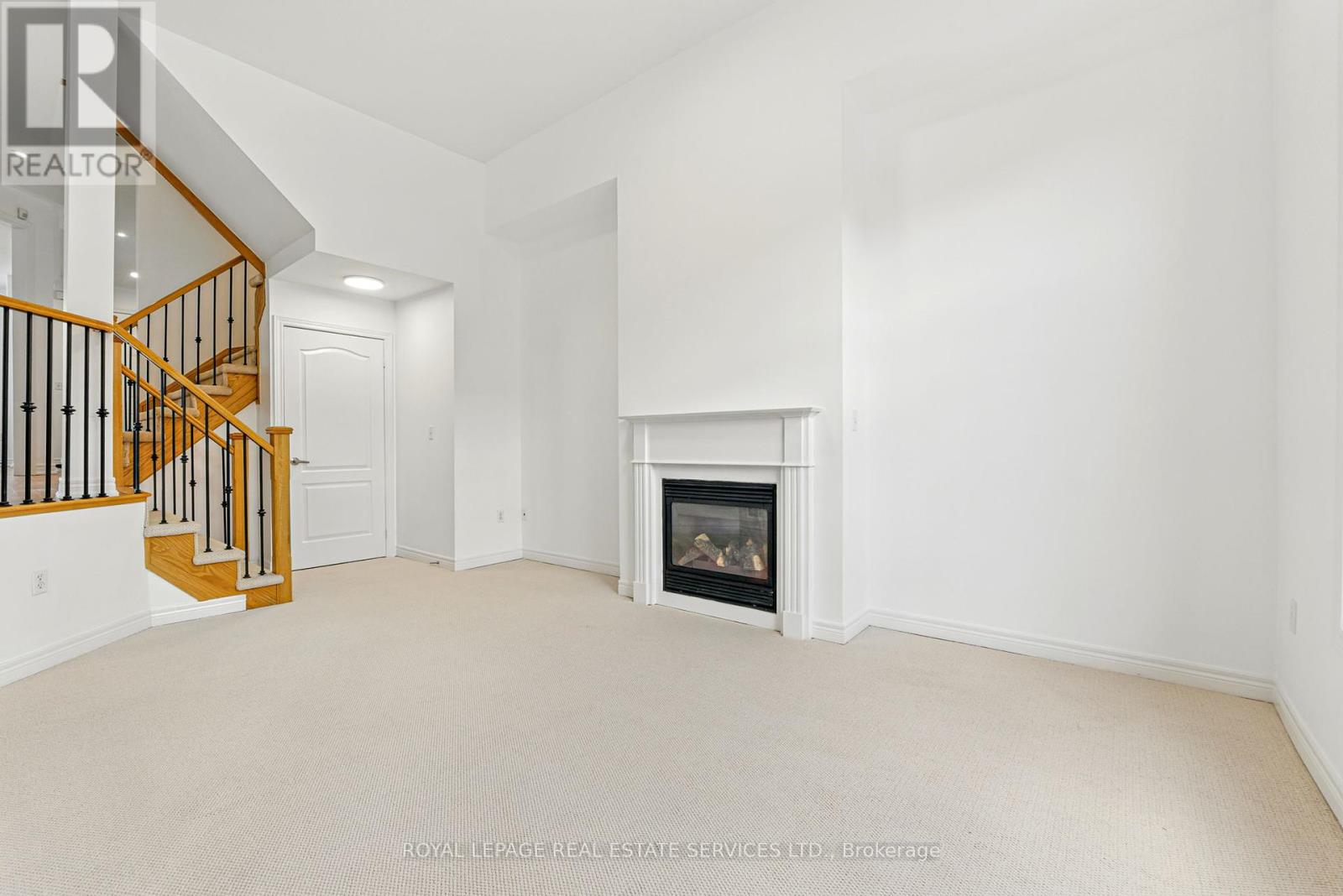 3349 Eglinton Avenue W, Mississauga, Ontario  L5M 7W8 - Photo 14 - W12381803