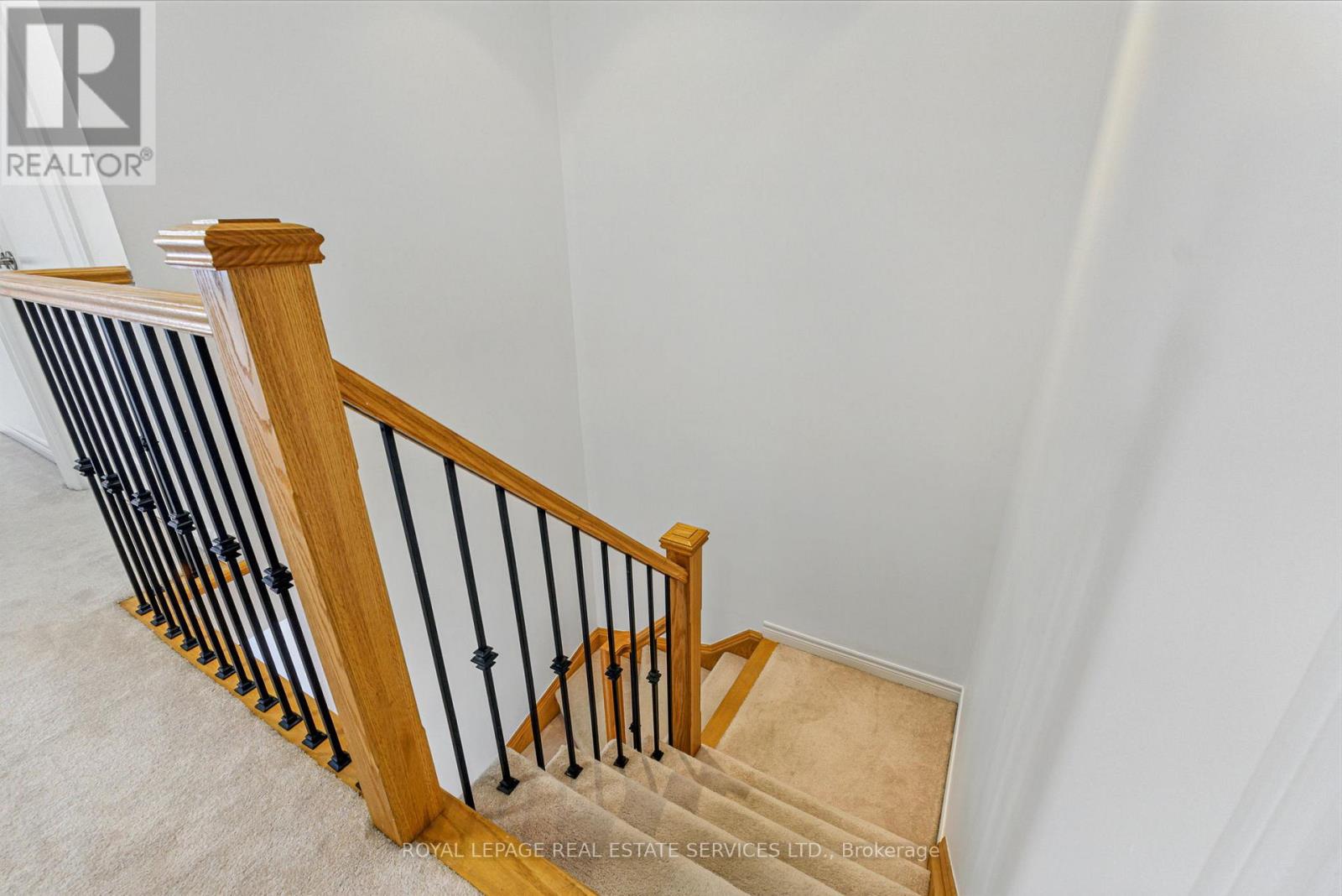 3349 Eglinton Avenue W, Mississauga, Ontario  L5M 7W8 - Photo 19 - W12381803