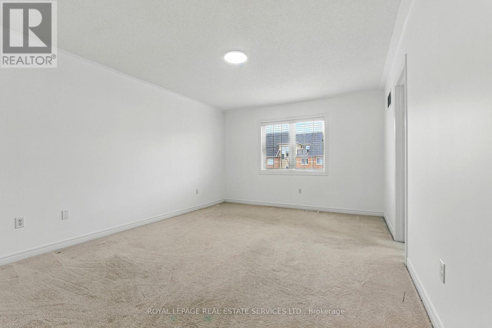 3349 Eglinton Avenue W, Mississauga, Ontario  L5M 7W8 - Photo 22 - W12381803