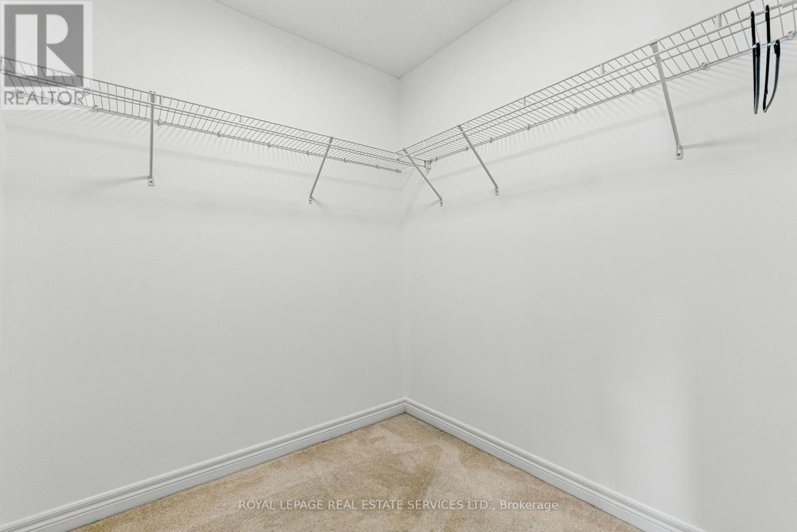 3349 Eglinton Avenue W, Mississauga, Ontario  L5M 7W8 - Photo 25 - W12381803