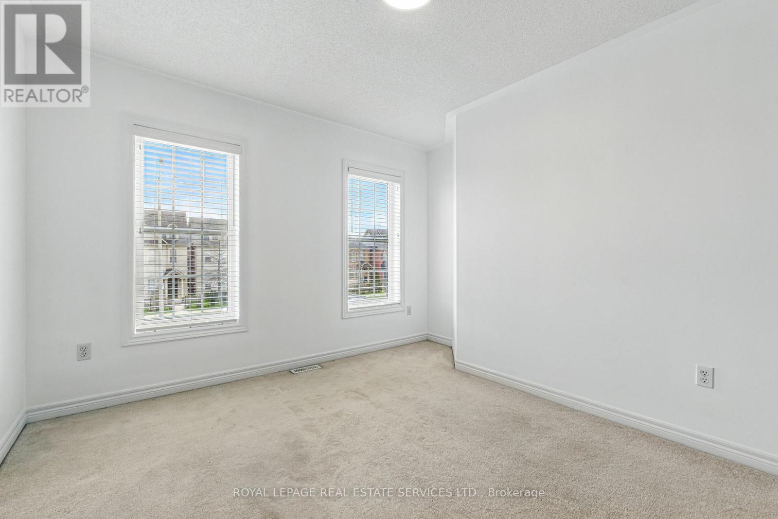 3349 Eglinton Avenue W, Mississauga, Ontario  L5M 7W8 - Photo 27 - W12381803