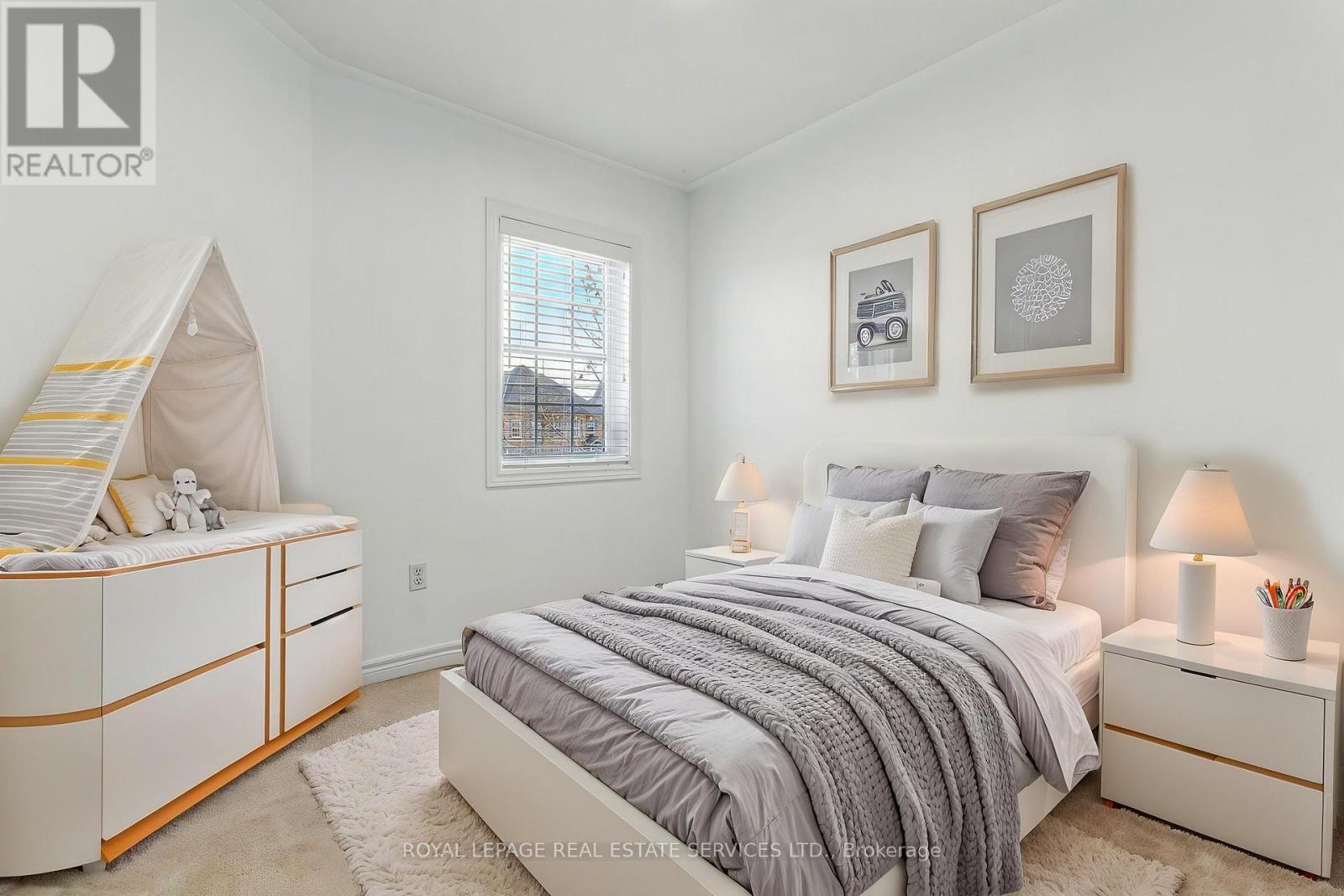 3349 Eglinton Avenue W, Mississauga, Ontario  L5M 7W8 - Photo 32 - W12381803