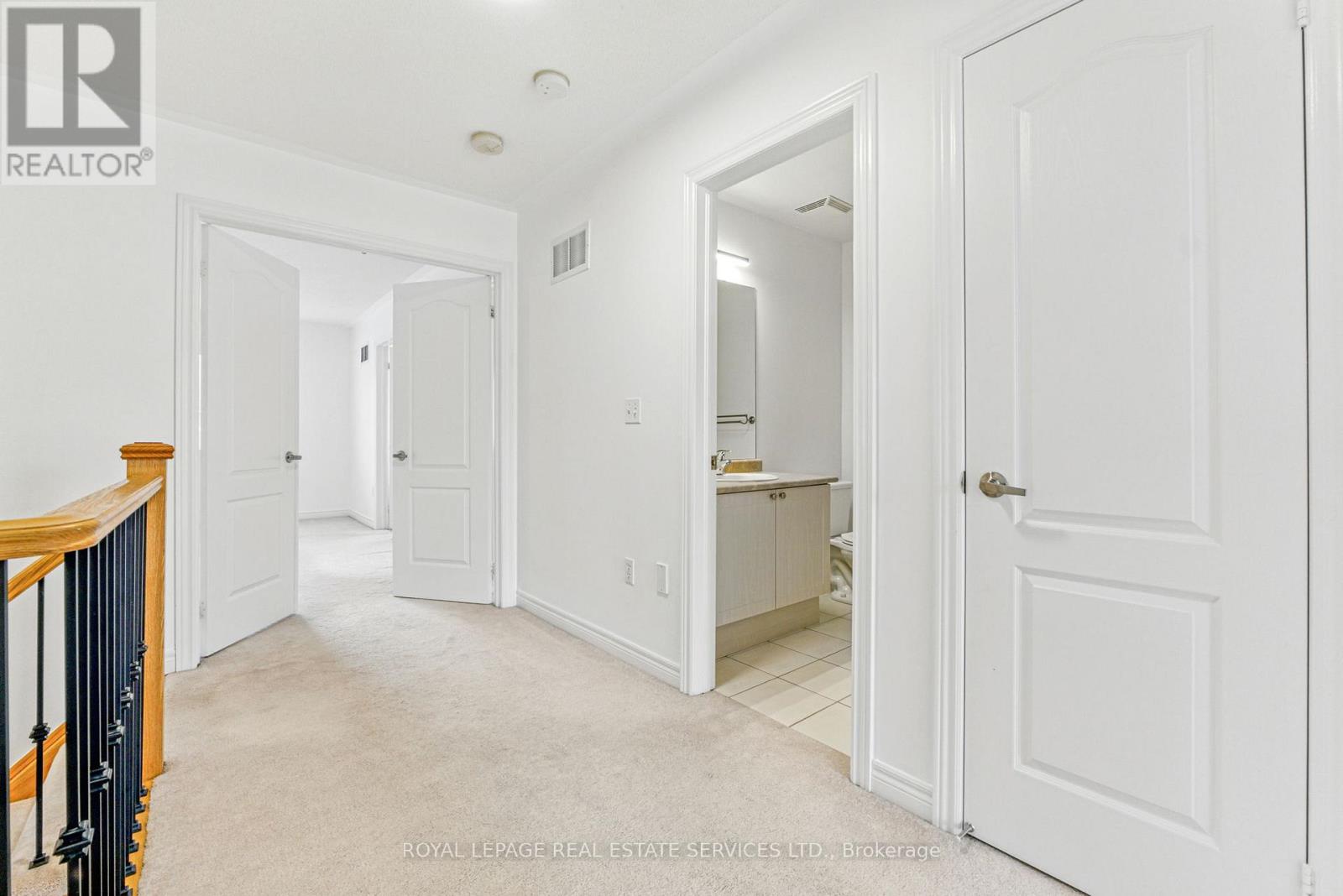3349 Eglinton Avenue W, Mississauga, Ontario  L5M 7W8 - Photo 34 - W12381803