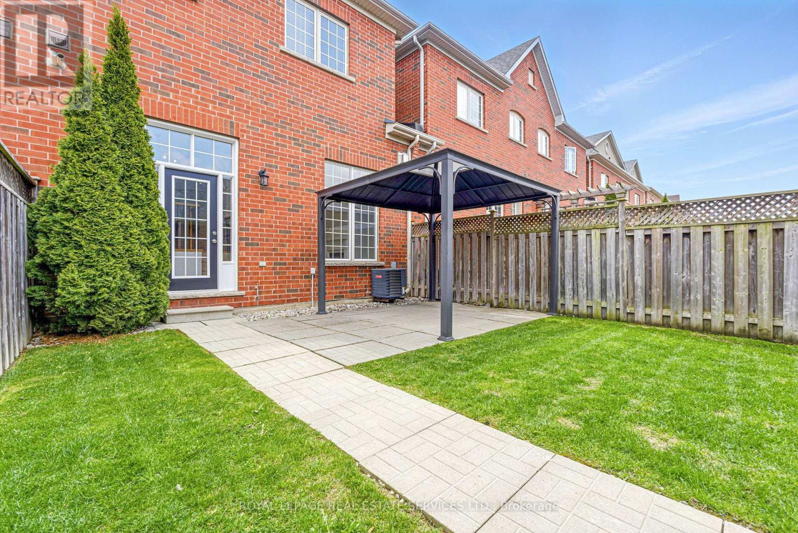 3349 Eglinton Avenue W, Mississauga, Ontario  L5M 7W8 - Photo 43 - W12381803