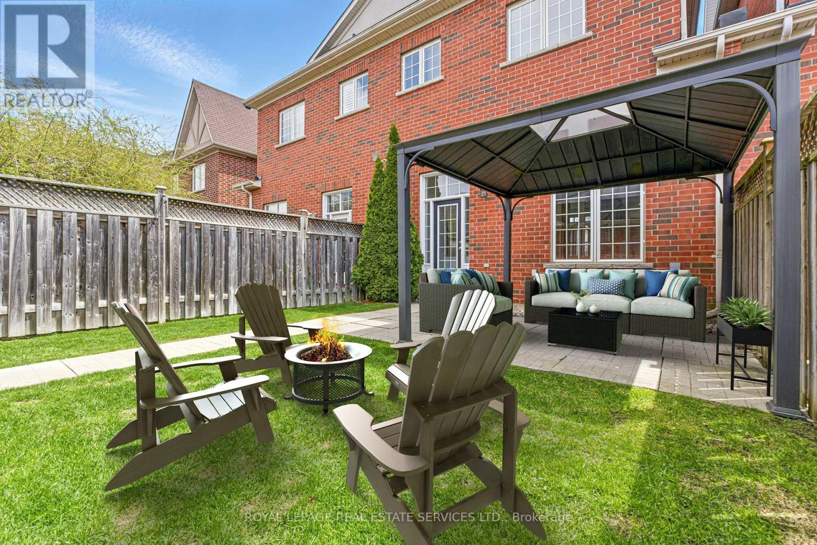 3349 Eglinton Avenue W, Mississauga, Ontario  L5M 7W8 - Photo 45 - W12381803