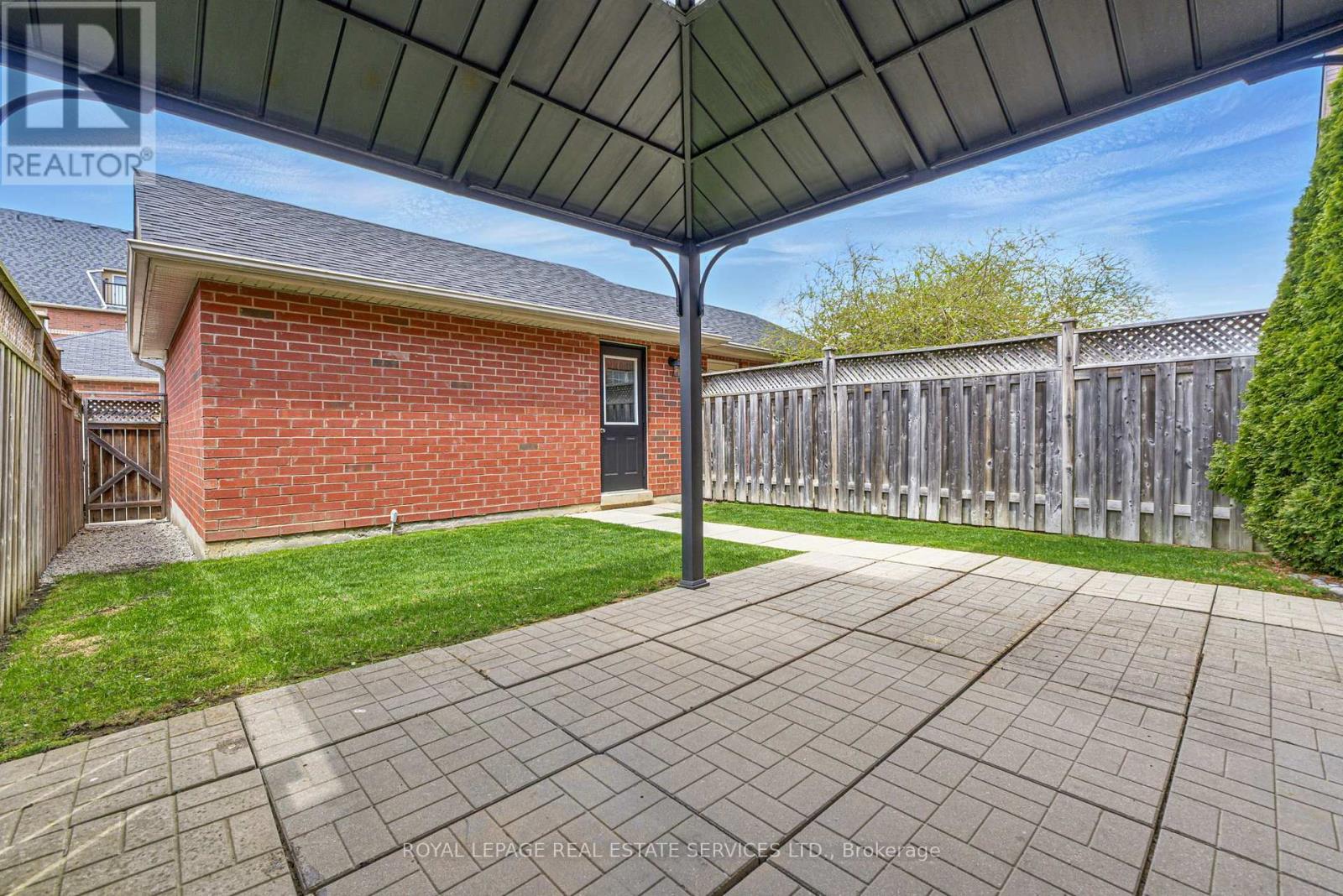 3349 Eglinton Avenue W, Mississauga, Ontario  L5M 7W8 - Photo 46 - W12381803