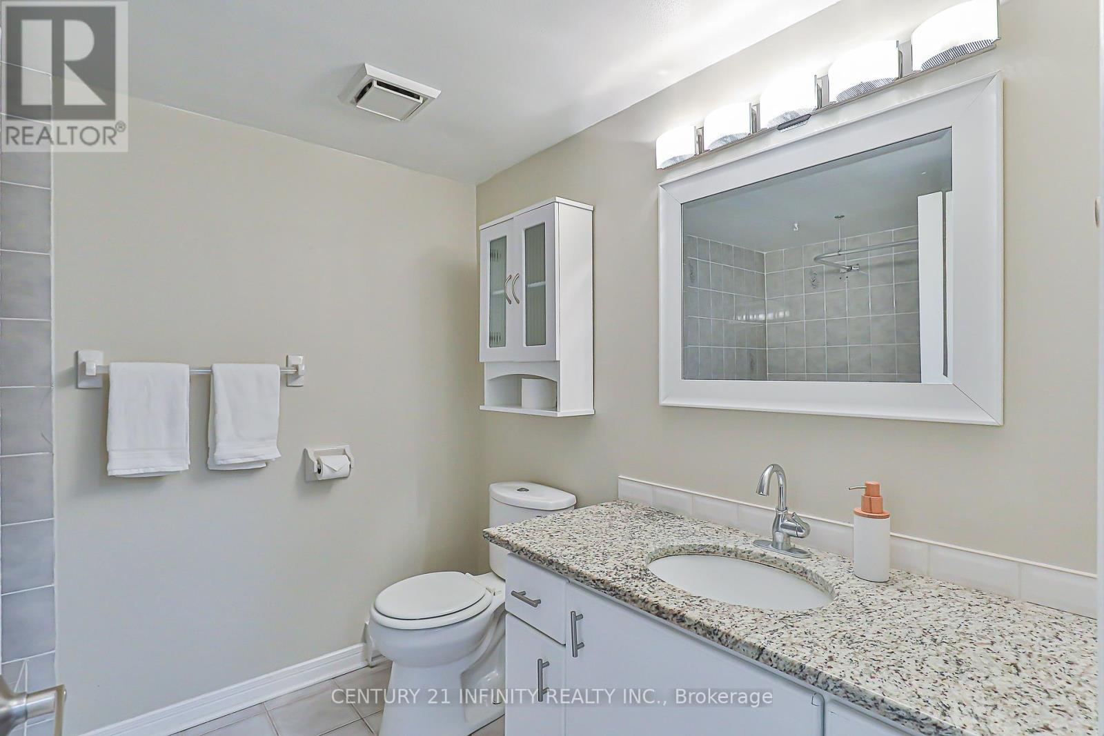 306 - 80 Athol Street E, Oshawa, Ontario  L1H 8B7 - Photo 15 - E12381144