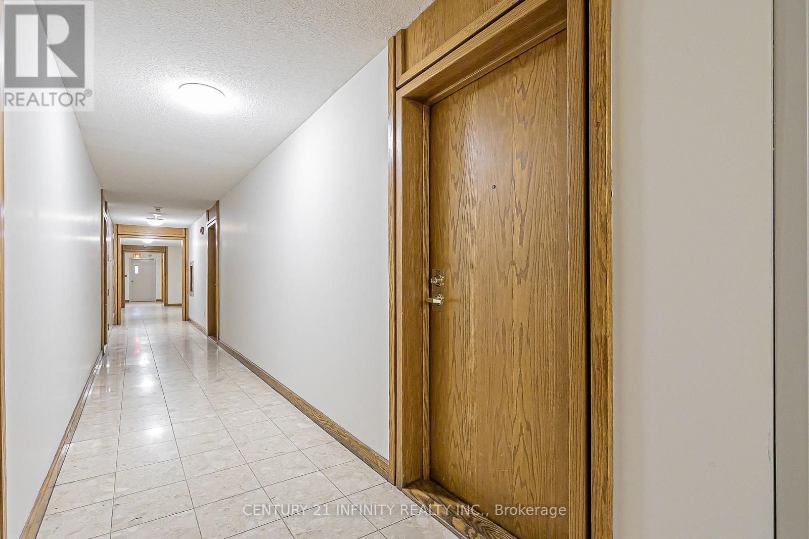 306 - 80 Athol Street E, Oshawa, Ontario  L1H 8B7 - Photo 3 - E12381144