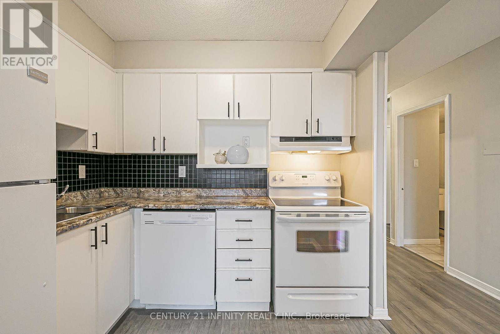 306 - 80 Athol Street E, Oshawa, Ontario  L1H 8B7 - Photo 8 - E12381144