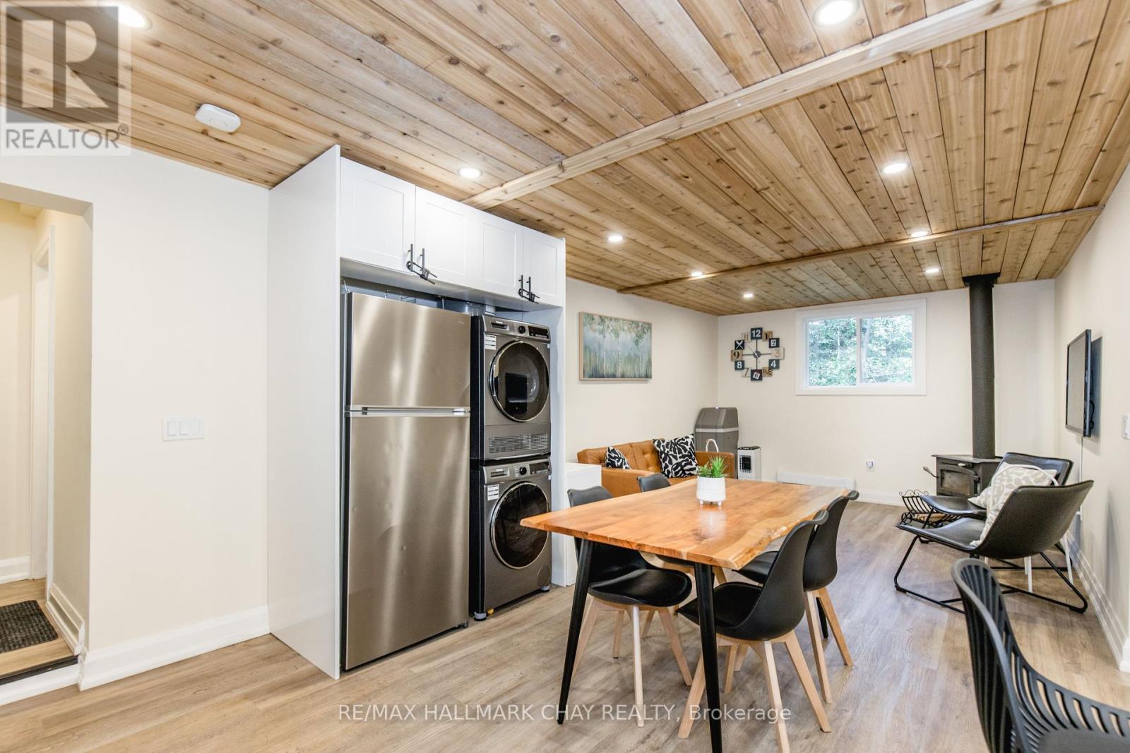 182 Brodie Kay Trail, Huntsville (Stephenson), Ontario  P0B 1L0 - Photo 8 - X12381676