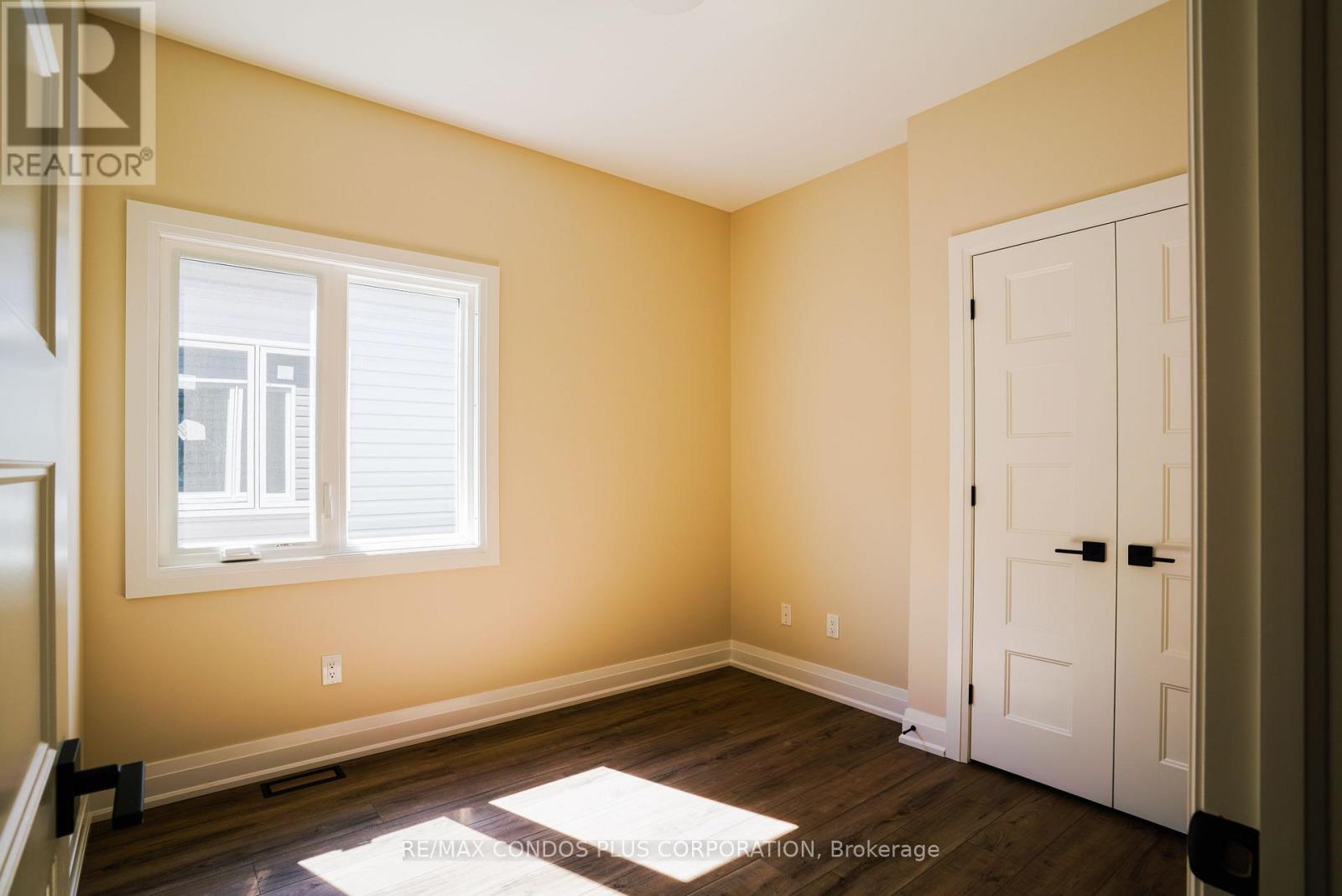 566 Regina Street, Russell, Ontario  K0A 1W0 - Photo 11 - X12381679