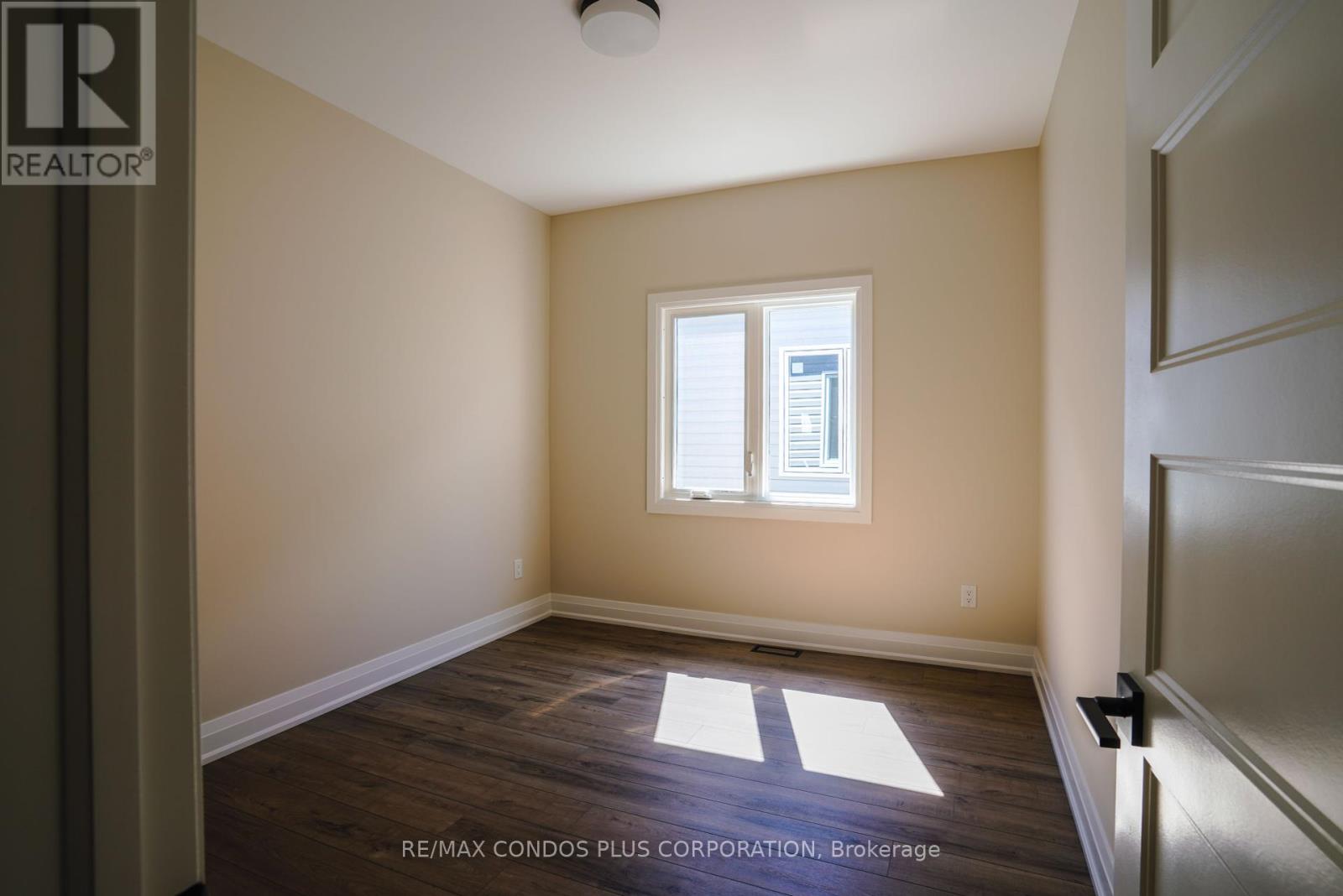 566 Regina Street, Russell, Ontario  K0A 1W0 - Photo 9 - X12381679