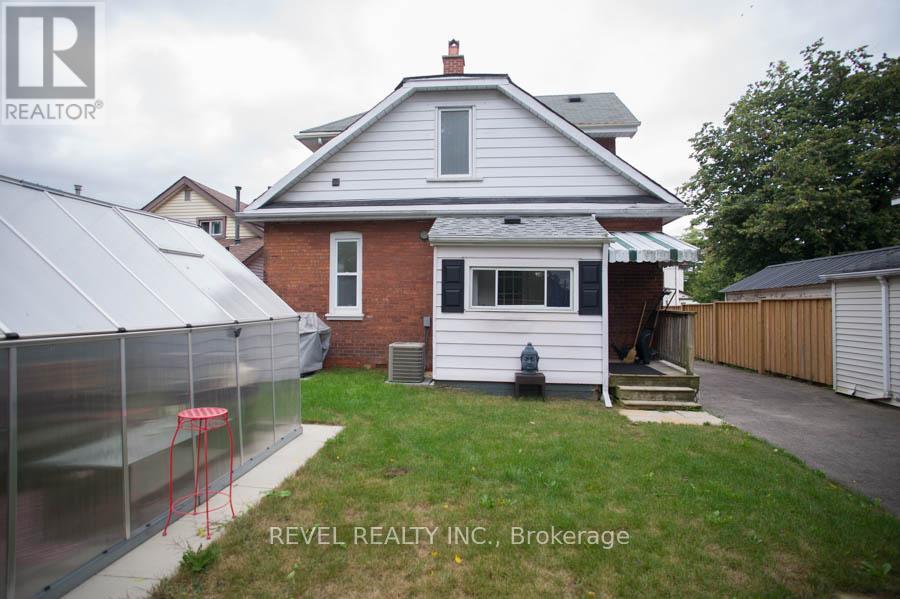 166 Brock Street, Brantford, Ontario  N3S 5W4 - Photo 32 - X12381749