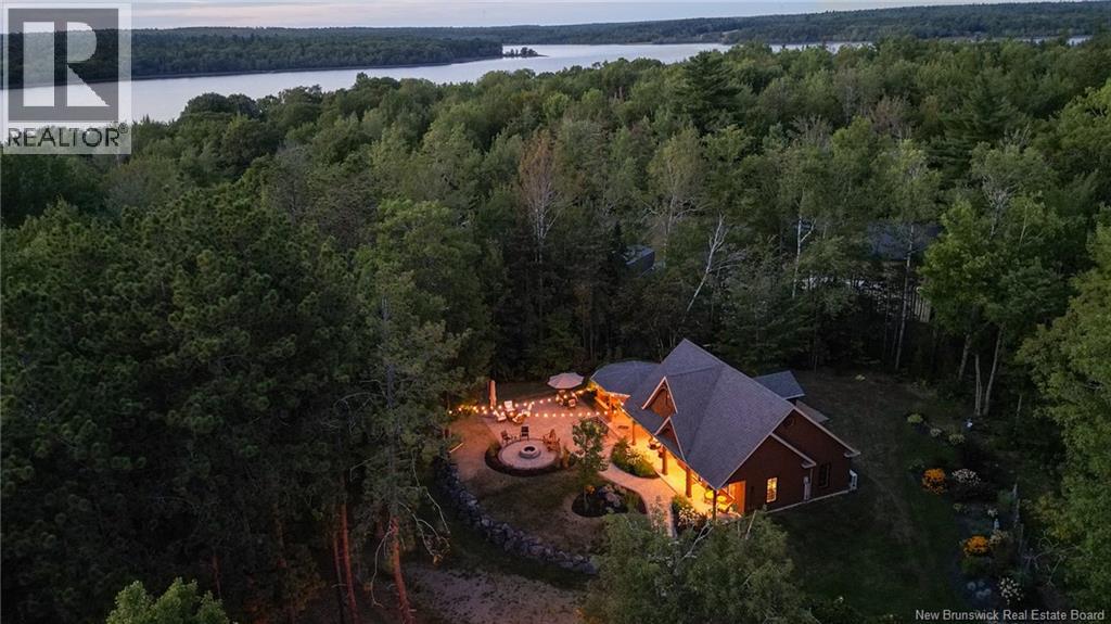 1152 Scenic Narrows Boulevard, Cambridge-Narrows, New Brunswick