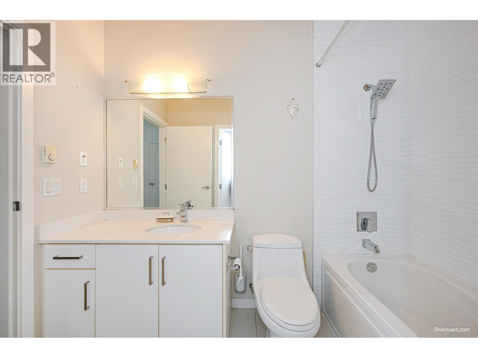 Ph19 5288 Grimmer Street, Burnaby, British Columbia  V5H 0C5 - Photo 11 - R3043535