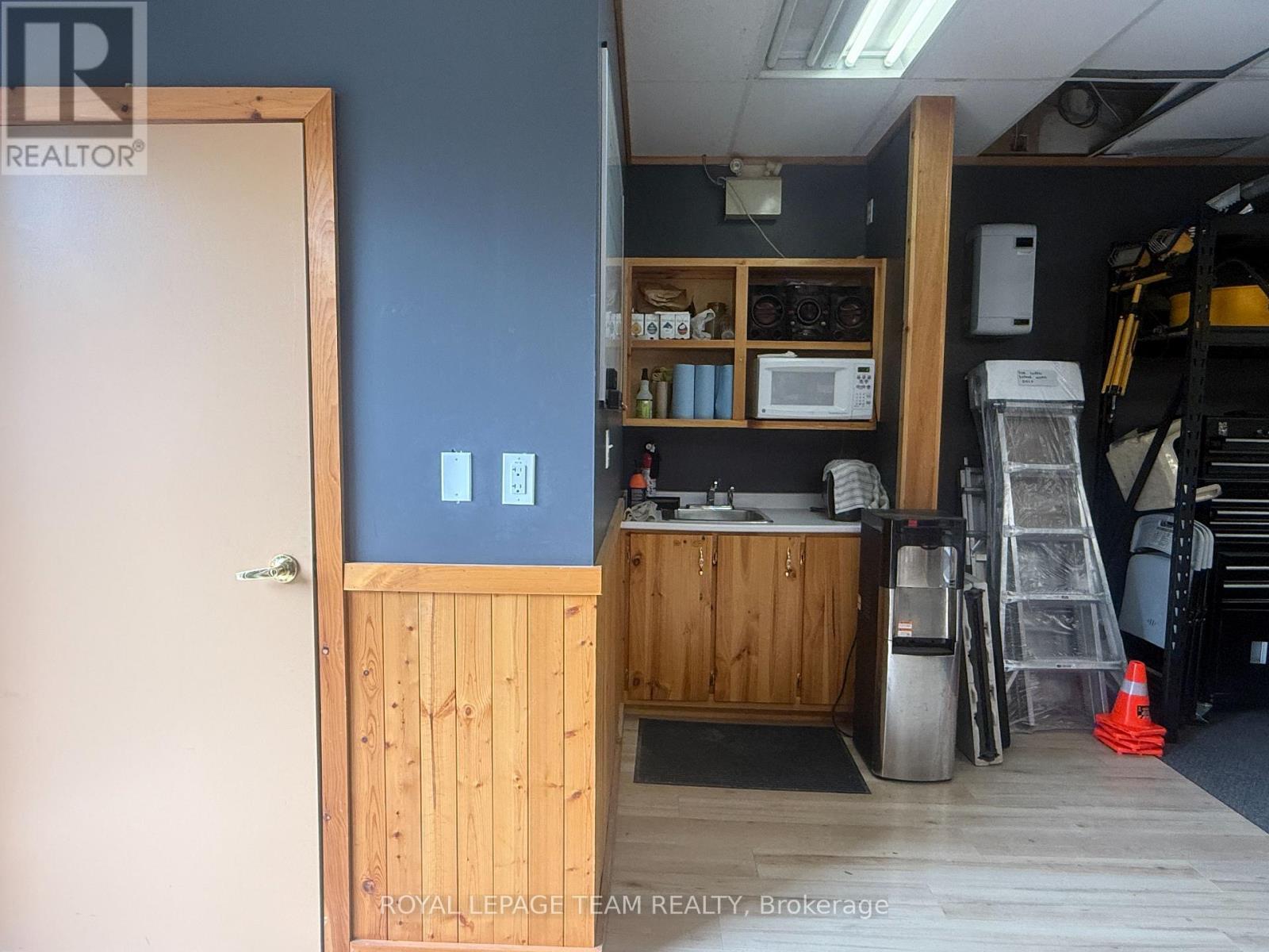 38 - 2450 Lancaster Road, Ottawa, Ontario  K1B 5N3 - Photo 4 - X12238370