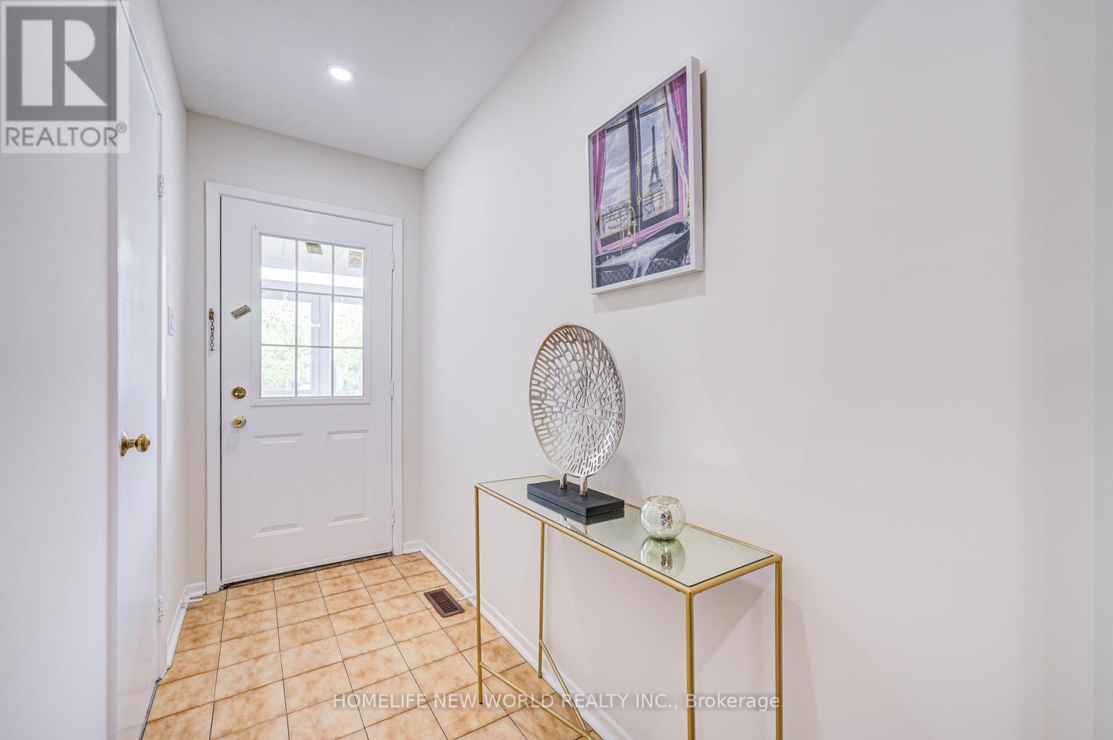 Property at 27 MASSIE STREET image 3