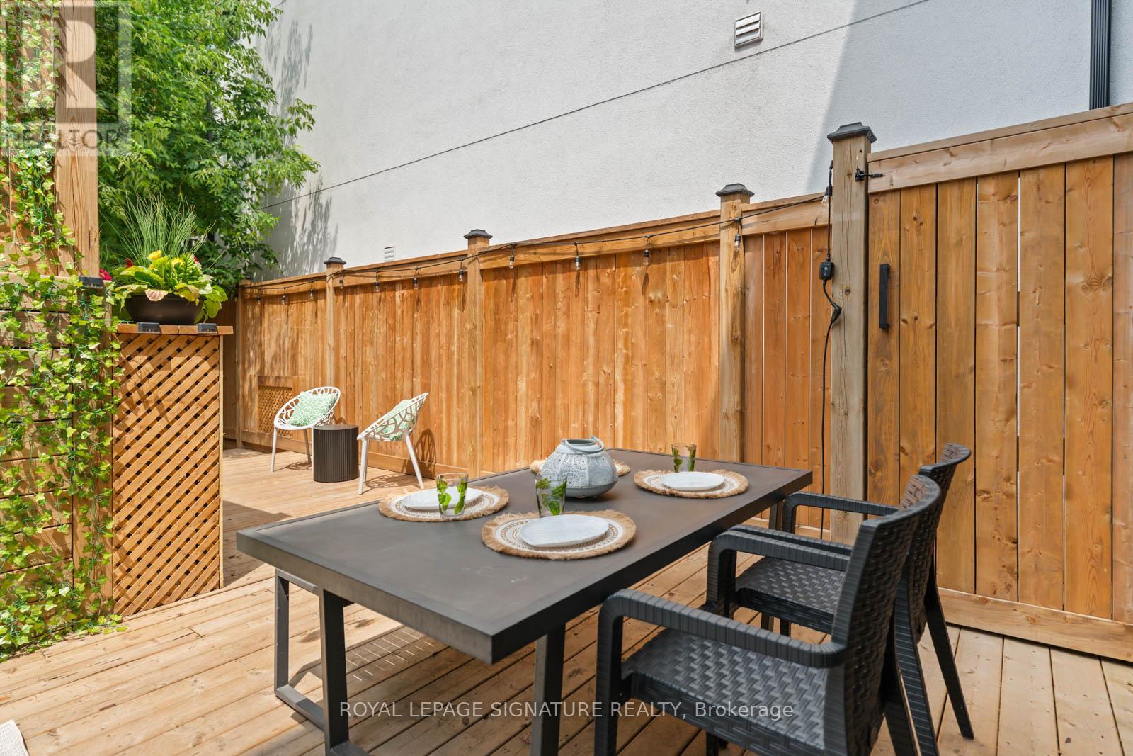 24 Harriet Street, Toronto, Ontario  M4L 2E9 - Photo 18 - E12381913