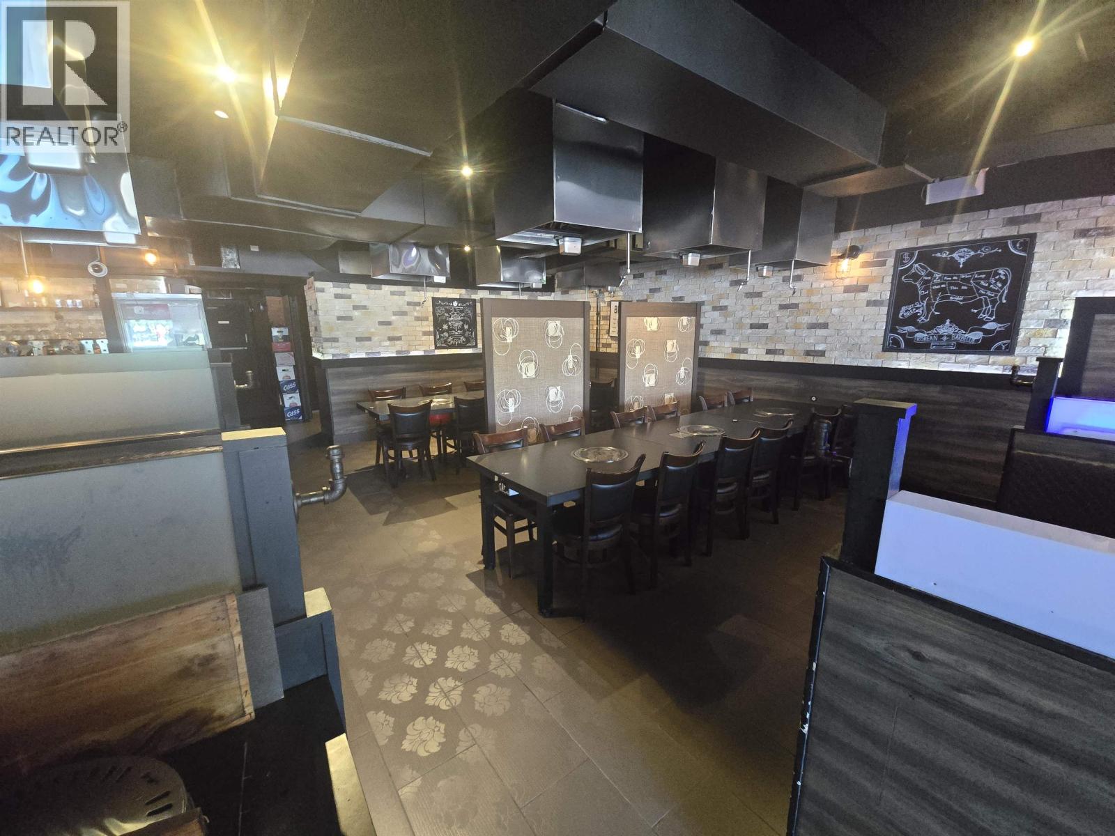 203 4501 North Road, Burnaby, British Columbia  V3N 4R7 - Photo 4 - C8071890