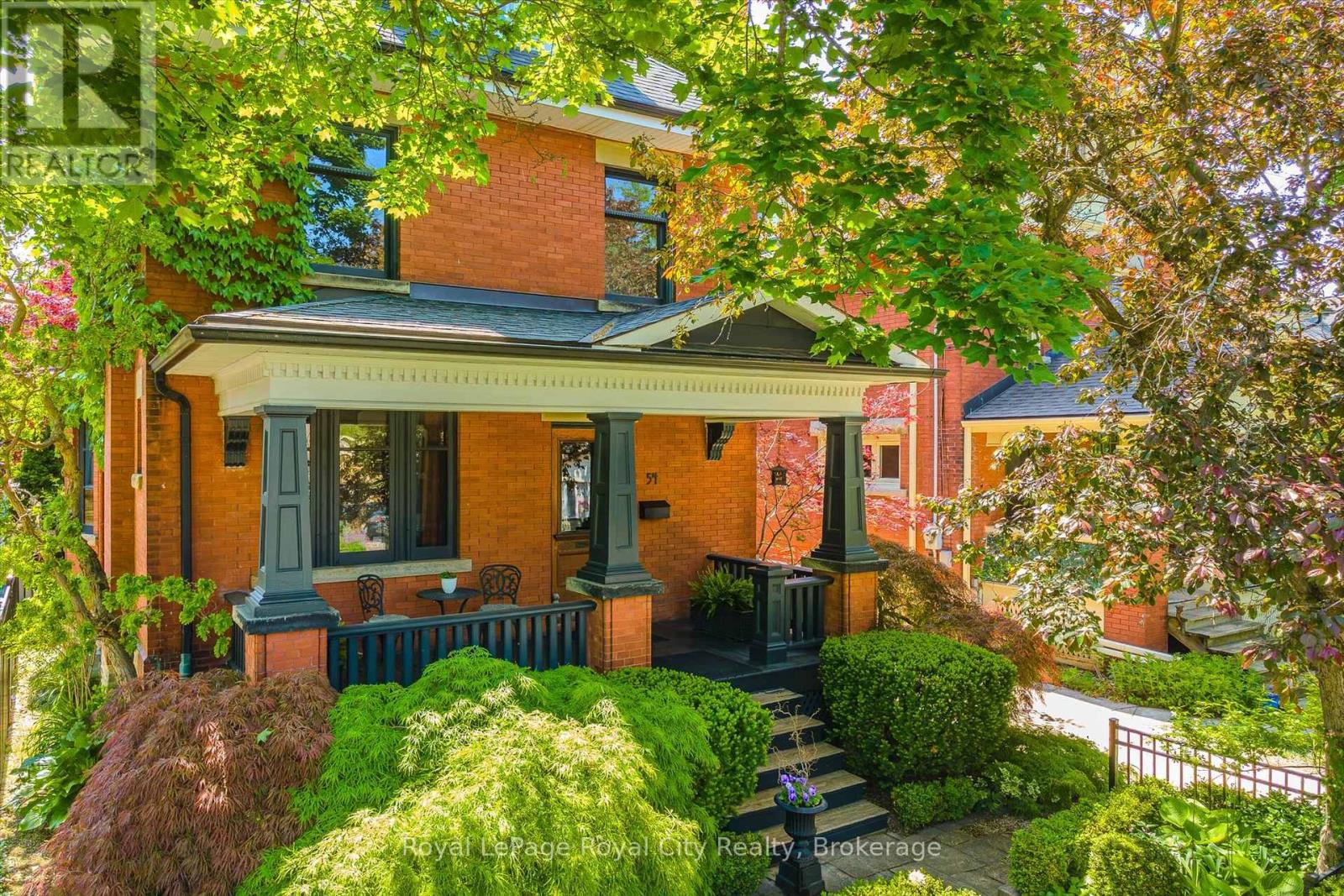 Property at 54 CLINTON STREET image 1