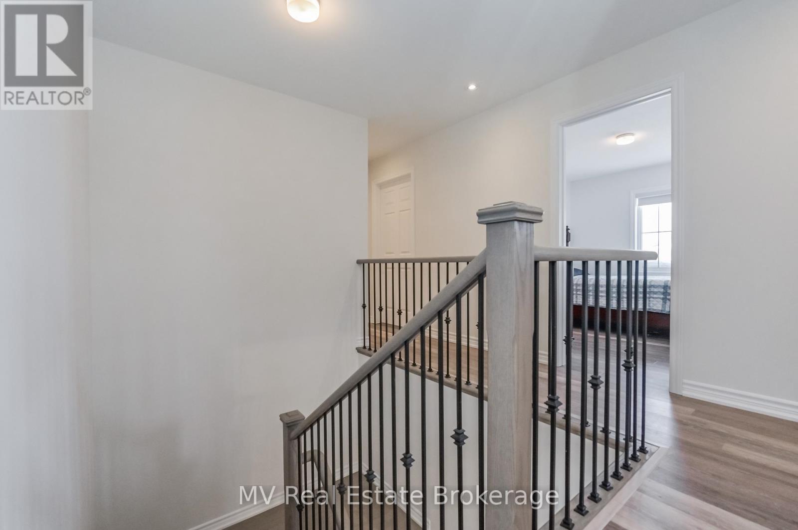 128 Farley Road, Centre Wellington (Fergus), Ontario  N1M 0E8 - Photo 27 - X12381967